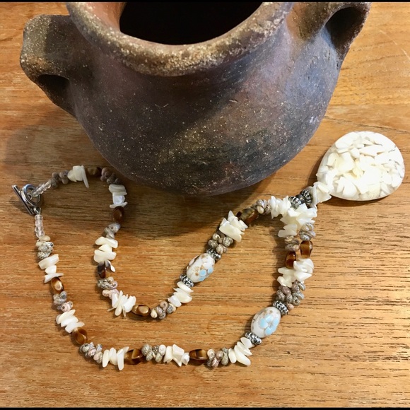 Sea Shell, Glass & Agate Necklace w/Sterling Clasp - Picture 4 of 7